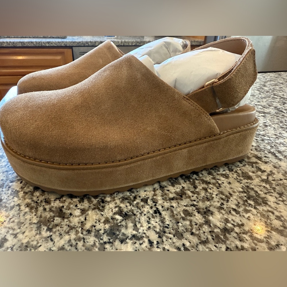 New never worn Steve Madden suede sling back clogs 9.5